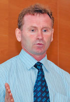 Александр Щеглов считает, что клеевая технология идеальна в тех случаях, когда в одной точке терминируется большое количество соединений