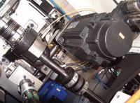 Сервоприводы в Nilpeter FA-4 напрямую соединены с формными валами печатных секций