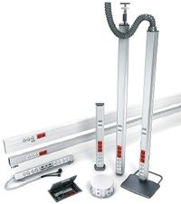 Рисунок 9. Для подвода слаботочных и электрических кабелей в любую точку офиса в составе кабеленесущей системы OptiLine 45 от Schneider Electric предлагаются готовые решения с применением различных способов прокладки кабеля (через пол, потолок, стены). Кроме коробов из ПВХ имеются и более дорогие алюминиевые короба. В ней не используются суппорты и рамки — розетки (45x45 мм) защелкиваются прямо в короб и не выступают из него.