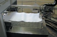 Верхняя подача листов за задний край не вызывает проблем благодаря сильному раздуву