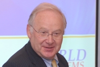 По словам Жана-Поля Бергманса, типичными потребителями продукции, продвигаемой World IT Systems, являются крупные ЦОД 