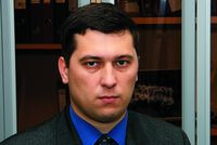 «Бурение и разведка скважин продолжаются на новых площадках, на которых нет никакой телекоммуникационной инфраструктуры, а оперативная связь с ними необходима», Олег Бежин, начальник отдела автоматизации, метрологии и связи ОАО «Верхнечонскнефтегаз»