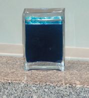 Стенд Gallus. Неподвижная поверхность воды внутри ёмкости, установленной на станине работающей машины Gallus ECS 340, доказывала полное отсутствие привычных вибраций