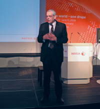 Вице-президент Xerox Europe (Production& Graphic Arts Industry) Валентин Говаерц объявил, что компания будет демонстрировать гибридные техпроцессы — для этого на стенде Xerox установят офсетную машину Heidelberg