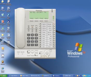 Настольные телефоны стоимостью 300 долл. каждый может заменить на уже имеющиеся ПК, которые, помимо организации телефонной связи, будут выполнять и другие функции