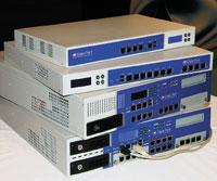 В компании считают, что на сегодняшний день у Check Point фактически нет прямых конкурентов, поскольку такую широкую линейку продуктов по комплексной защите сетей не предлагает никто