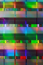 Intel все активнее призывает разработчиков создавать программы, учитывающие особенности перспективных многоядерных процессоров 