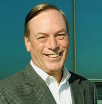 Дэн Варменховен: «При переходе на виртуальные серверы и виртуальные настольные системы возникает вопрос о реинжиниринге инфраструктуры хранения, сопровождающем такой переход, а это до определенной степени стимулирует спрос»