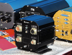 Большая часть компьютеров M-Max выпускается на основе заказных спецификаций