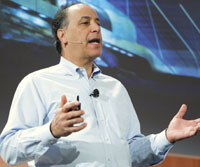 Карл Басс: «Сегодня надо обеспечить оперативный обмен идеями, позволяющими без лишней сложности и затрат ресурсов создать лучшее изделие. Наши решения особенно актуальны для бизнеса, которому важны гибкость, оперативность и цена»