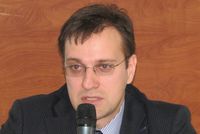 Евгений Трещетенков: «По итогам 2010 года Panasonic планирует занять второе место по числу продаваемых в России абонентских IP-портов УАТС»