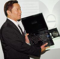 По словам Артура Вея, больше всего Lenovo сейчас интересуют три направления: мобильный Интернет, цифровой дом и облачные сервисы