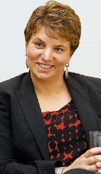 Виктория Лившиц: «Уверена, до конца нынешнего года и уж точно в следующем появится несколько крупных поставщиков услуг в виде публичных облаков»