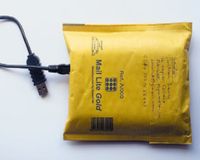 Amazon разрешает использовать услуги любой службы доставки, но рекомендуется выбирать компанию, которая позволяет отслеживать прохождение груза