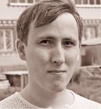 «Мы разработали программу последовательного замещения серверов с переносом более критичных приложений на новое оборудование», Владимир Ильин, начальник отдела информационной поддержки компании «Холод»