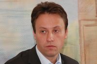 По словам Дмитрия Изместьева, бизнес в сфере обучения ИТ-менеджменту с наступлением кризиса резко сократился