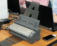 Особенностью трансформируемого компактного документ-сканера Xerox DocuMate 3115 является возможность отсоединения сканирующего модуля от основного лотка подачи