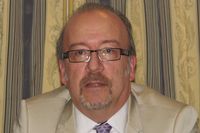 Люк Брюне: «Всем найдется место на рынке; по крайней мере, мониторы и клавиатуры останутся на рабочих столах заказчиков, и эту невиртуальную продукцию кто-то должен поставлять»