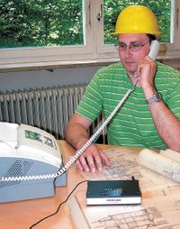 Рисунок 3. Шлюзы GSM позволяют подключать телефонные станции, ПК и традиционные факсимильные аппараты к сети GSM при отсутствии доступа к стационарной сети — на стройках, речных судах и в транспортных средствах специального назначения.