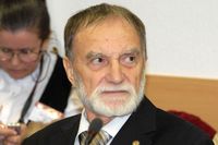 По мнению Владимира Лищука, положительный опыт ведущих коллективов страны практически не учитывается Минздравом, и такое отношение к проектам информатизации приведет к проблемам, которые медицина уже решала десятилетия назад