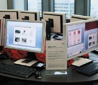 Система Futro C400 на основе ультратонких клиентов предполагает организацию до 30 полноценных рабочих мест, подключенных к одному мощному ПК, играющему роль сервера