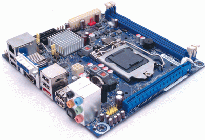 В BIOS предусмотрены возможность ручной настройки поведения функции TurboBoost, как и на других платах Intel, а также базовые функции для разгона. Несмотря на то что официально плата поддерживает память с рабочей частотой до 1333 МГц, реально в BIOS доступен множитель х12 для памяти, что дает частоту 1600 МГц