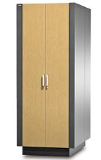 Рисунок 4. Шкафы APC by Schneider Electric для установки в офисе.