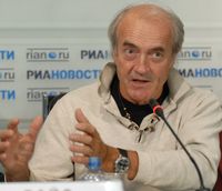 Билл Бакстон не склонен рассматривать людей с особыми потребностями (например, слепых) как отдельную категорию пользователей 