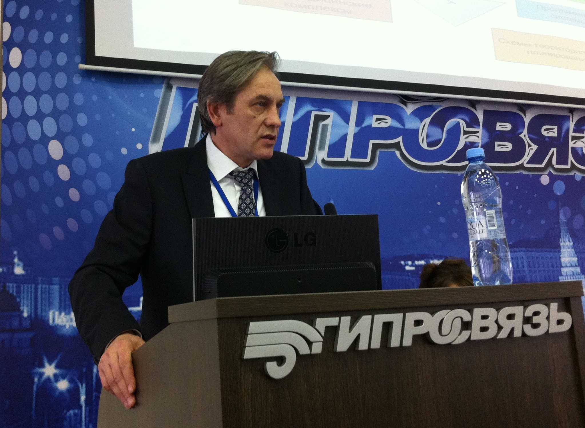 Владимир Бондарик, гендиректор 