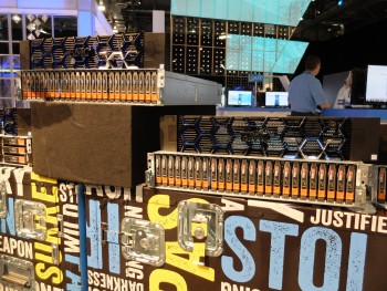 Unity нарушает сложившиеся представление о EMC как производителей продуктов старшего класса, поскольку этот массив изначально разрабатывался как массовый продукт для корпоративного сегмента