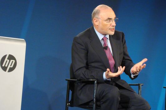 Основной вопрос, которым задаются аналитики, заключается в том, удастся ли Апотекеру объединить усилия разобщенных групп разработчиков HP и наладить производство конкурентоспособных новых продуктов
