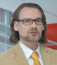 Эдуард Солодов полагает, что мероприятия Imaging Solutions Forum могло бы посетить и большее число заказчиков, однако партнеры боятся показывать их своим конкурентам