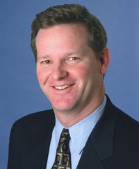 Роб Салмон полагает, что вскоре ключевыми станут проблемы создания распределенной универсальной инфраструктуры хранения, унифицированной масштабируемой архитектуры и Большие Данные