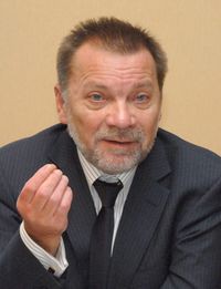 Алексей Ушаков считает, что его компания занимает 30-35% российского рынка ГИС