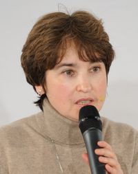 Стелла Черняк: «Под консьюмеризацией ИТ мы в Microsoft подразумеваем, что решение о том, с каким устройством работать, переходит к пользователю»