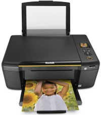 Стоимость печати долго хранящихся фотографий хорошего качества за последние несколько лет заметно упала. Фото: Kodak