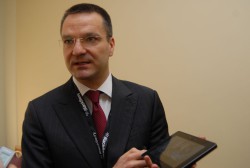Андрей Киселев демонстрирует преимущества планшетов BlackBerry