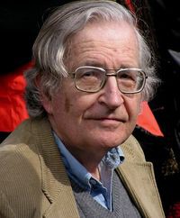 Ноам Хомский утверждает, что до Шивы Айядураи никто самим термином email не пользовался. Источник: Duncan Rawlinson/Wikipedia, CC BY 2.0