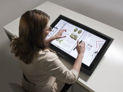 В Microsoft рассчитывают превратить сенсорные дисплеи PPI с помощью аппаратного обеспечения своих OEM-партнеров можно будет превратить в мощные системы коллективной работы на основе Windows 8. Источник: Perceptive Pixel