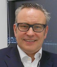 Адриан Макдональд