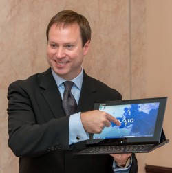 Кирк Скауген представил процессоры Bay Trail