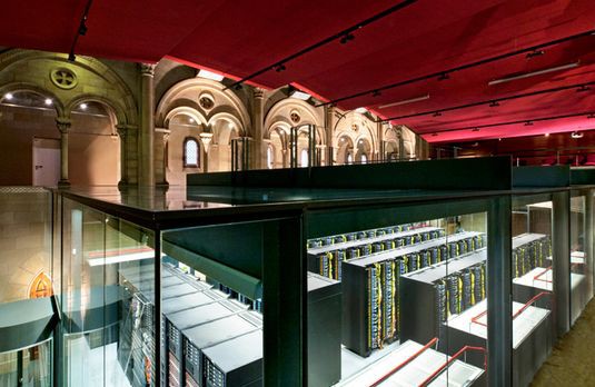 Центр суперкомпьютерных технологий в Барселоне