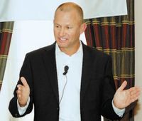 Майкл Коллинз сообщил, что приоритетами ООО «Делл» будет снижение цен, повышение скорости доставки продуктов и развитие услуг