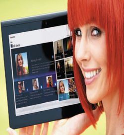 ПЕРВЫЕ ПЛАНШЕТНЫЕ компьютеры Sony на платформе Android, продемонстрированные на выставке бытовой электроники IFA, представлены в версиях с одним (Tablet S) и двумя (Tablet P) экранами