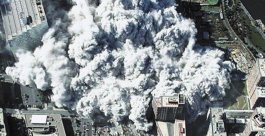 САМЫЕ РАЗНЫЕ организации до сих пор продолжают решать колоссальные по объему задачи, которые были выявлены в результате трагедии 11 сентября 2001 года Фото: Det. Greg Semendiger, NYC Police Aviation Unit