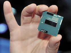 БЛАГОДАРЯ УЛУЧШЕНИЯМ как на схемном, так и на системном уровне ноутбуки с чипсетами на основе микроархитектуры Ivy Bridge смогут дольше работать от аккумуляторов