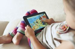 ЕСЛИ ПРИОБРЕТЕНИЕ предыдущих устройств линейки Kindle является хорошим способом получения доступа к электронным книгам, то появление Kindle Fire — хороший способ обращения ко всему многообразию контента, предлагаемого Amazon