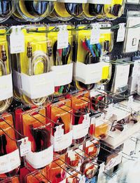 СУДЯ ПО СОДЕРЖИМОМУ стендов Distree, 2012 год станет годом аксессуаров 