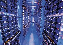 НА УСТРАНЕНИЕ ошибки во всех, кроме семи, кластерах Azure ушло 13 часов 23 минут Источник: Microsoft 