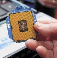 ПРОИЗВОДИТЕЛИ СЕРВЕРОВ уже используют Xeon E5-2690 в своих продуктах